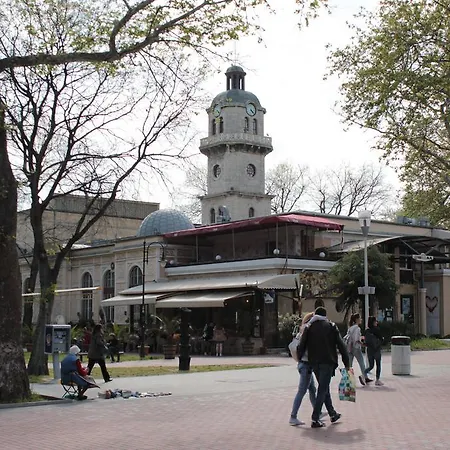 Апартамент Central