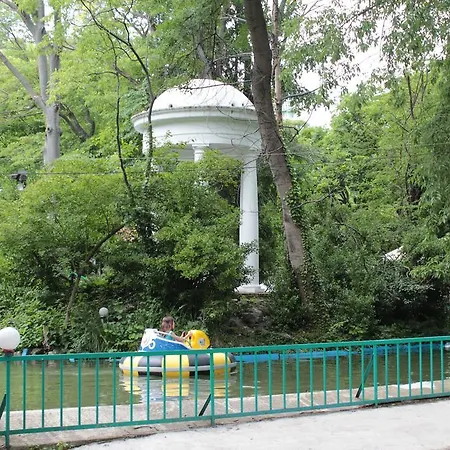 Апартамент Central